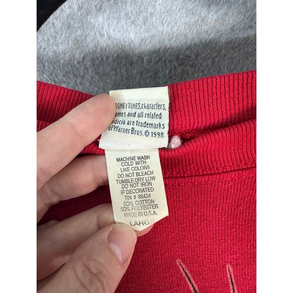 VTG Looney Tunes sz L Red Tweety Bird Pullover Sweatshirt Crewneck 90s Y2K - Picture 6 of 9